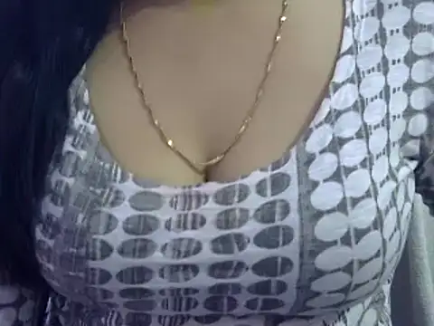 Snapshot of Your_wild_Dia chatting on February 28, 2025, 5:26 am Your wild Dia online show from February 28, 2025, 5:26 am