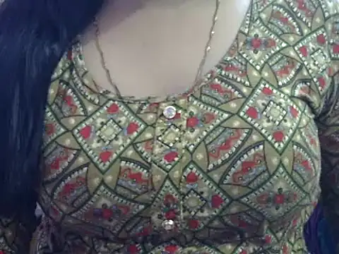 Snapshot of Your_wild_Dia chatting on March 15, 2025, 12:02 pm Your wild Dia online show from March 15, 2025, 12:02 pm