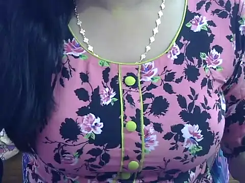 Snapshot of Your_wild_Dia chatting on March 19, 2025, 6:24 am Your wild Dia online show from March 19, 2025, 6:24 am