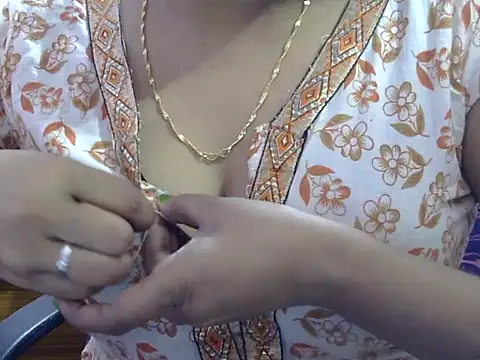 Snapshot of Your_wild_Dia chatting on October 8, 2025, 5:27 am Your wild Dia online show from October 8, 2025, 5:27 am