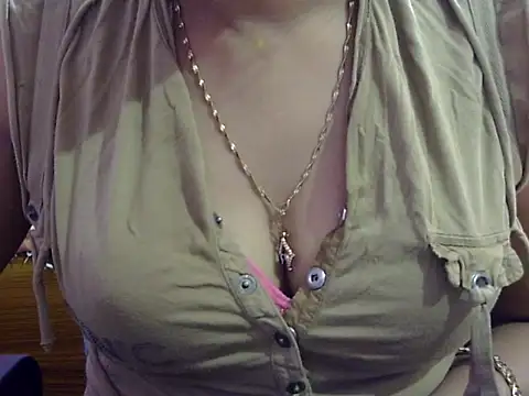 Snapshot of Your_wild_Dia chatting on November 5, 2025, 6:35 am Your wild Dia online show from November 5, 2025, 6:35 am