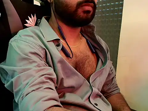Snapshot of SHENOY3 chatting on April 1, 2026, 12:06 pm SHENOY3 online show from April 1, 2026, 12:06 pm