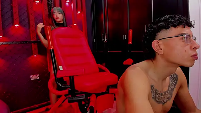 Snapshot of Strongernastyx chatting on March 15, 2025, 9:05 pm Strongernastyx online show from March 15, 2025, 9:05 pm