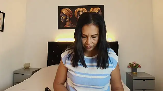 Snapshot of Shanon_mature chatting on June 24, 2026, 7:24 pm Shanon mature online show from June 24, 2026, 7:24 pm