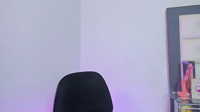 Snapshot of SammyGirlTS chatting on February 12, 2025, 7:34 am SammyGirlTS online show from February 12, 2025, 7:34 am