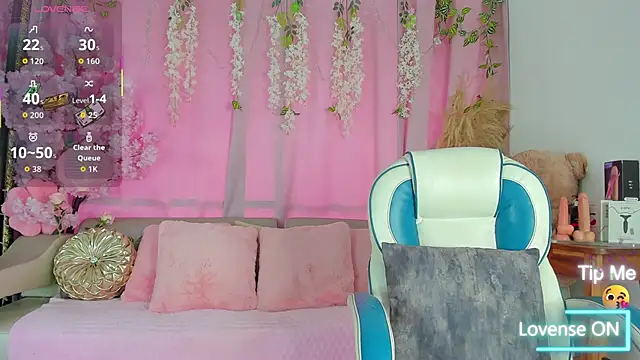 Snapshot of SammyGirlTS chatting on November 10, 2025, 2:49 pm SammyGirlTS online show from November 10, 2025, 2:49 pm