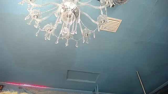 Snapshot of ADRIANNA_FOX chatting on November 8, 2025, 7:12 pm ADRIANNA FOX online show from November 8, 2025, 7:12 pm