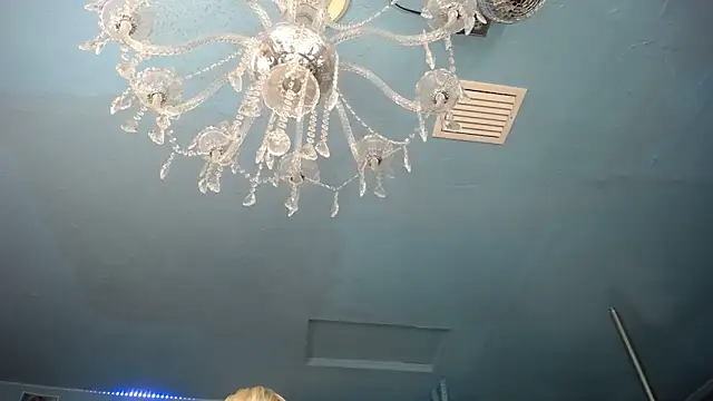 Snapshot of ADRIANNA_FOX chatting on December 1, 2025, 9:14 am ADRIANNA FOX online show from December 1, 2025, 9:14 am