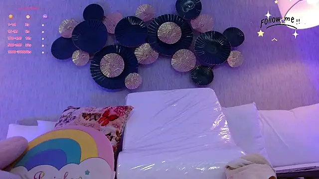 Snapshot of adara_le chatting on October 6, 2025, 12:02 pm adara le online show from October 6, 2025, 12:02 pm