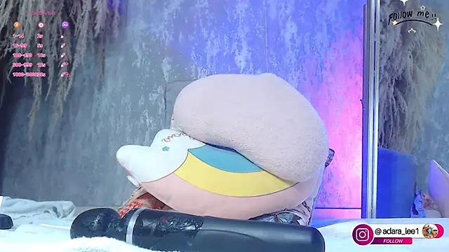 Snapshot of adara_le chatting on October 27, 2025, 12:36 am adara le online show from October 27, 2025, 12:36 am