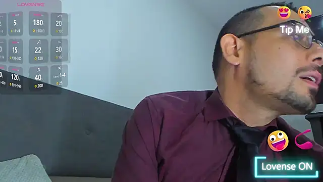 jhonyalzate2 online show from February 26, 2025, 1:21 am