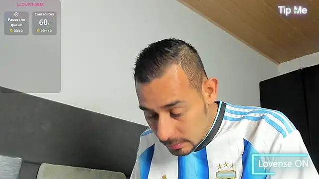 Snapshot of jhonyalzate2 chatting on May 4, 2026, 1:34 am jhonyalzate2 online show from May 4, 2026, 1:34 am
