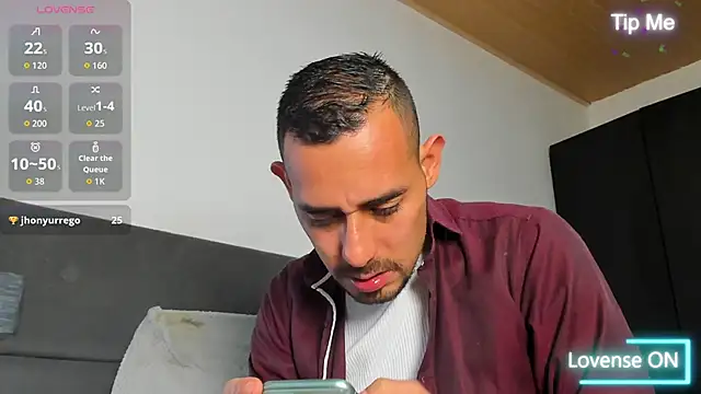 Snapshot of jhonyalzate2 chatting on May 28, 2026, 1:14 am jhonyalzate2 online show from May 28, 2026, 1:14 am