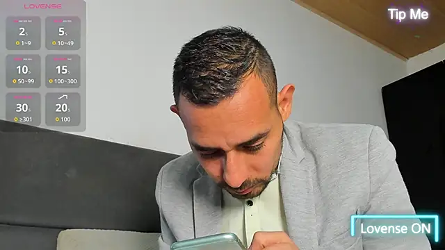 Snapshot of jhonyalzate2 chatting on May 30, 2026, 2:52 am jhonyalzate2 online show from May 30, 2026, 2:52 am