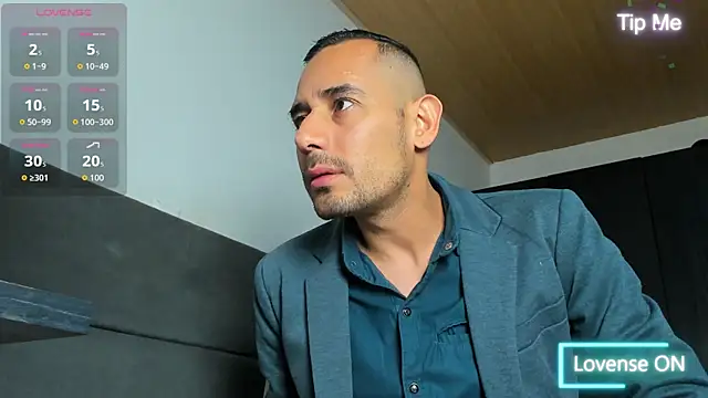 Snapshot of jhonyalzate2 chatting on August 2, 2026, 2:10 am jhonyalzate2 online show from August 2, 2026, 2:10 am