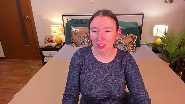 Snapshot of CatherineWalls chatting on March 5, 2026, 8:32 am CatherineWalls online show from March 5, 2026, 8:32 am