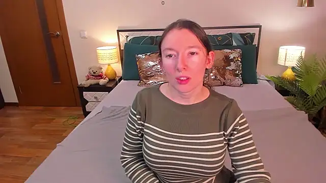 Snapshot of CatherineWalls chatting on March 9, 2026, 3:21 am CatherineWalls online show from March 9, 2026, 3:21 am