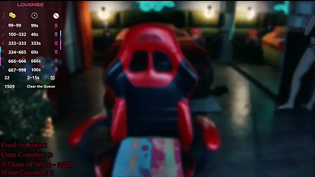 Snapshot of MaxPhoenixx chatting on April 21, 2026, 8:12 pm MaxPhoenixx online show from April 21, 2026, 8:12 pm