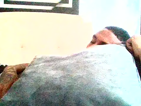 Snapshot of mellow_smoke chatting on May 21, 2026, 5:42 pm mellow smoke online show from May 21, 2026, 5:42 pm