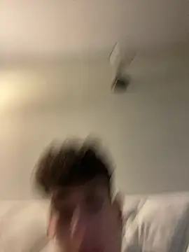 Snapshot of Andrei_992 chatting on November 20, 2025, 6:13 am Andrei 992 online show from November 20, 2025, 6:13 am