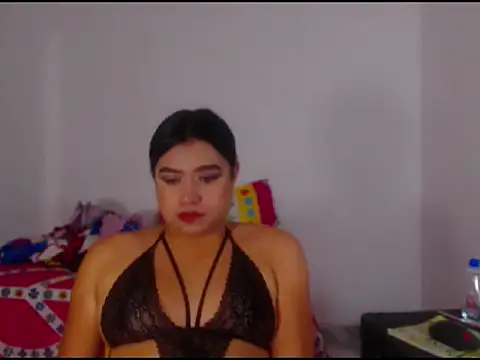 Snapshot of katrinawillff chatting on July 13, 2026, 6:16 am katrinawillff online show from July 13, 2026, 6:16 am
