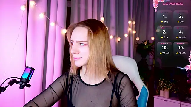 Snapshot of Ramona___ chatting on January 2, 2025, 5:46 am Ramona online show from January 2, 2025, 5:46 am