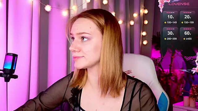 Snapshot of Ramona___ chatting on January 14, 2025, 9:24 am Ramona online show from January 14, 2025, 9:24 am