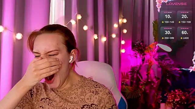 Snapshot of Ramona___ chatting on January 21, 2025, 9:24 am Ramona online show from January 21, 2025, 9:24 am