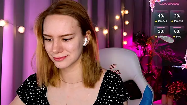 Snapshot of Ramona___ chatting on January 23, 2025, 5:45 am Ramona online show from January 23, 2025, 5:45 am