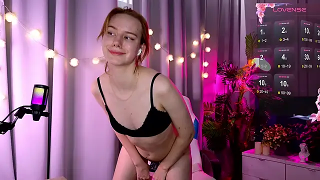 Snapshot of Ramona___ chatting on January 27, 2025, 8:51 am Ramona online show from January 27, 2025, 8:51 am