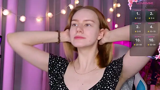 Snapshot of Ramona___ chatting on January 28, 2025, 5:54 am Ramona online show from January 28, 2025, 5:54 am