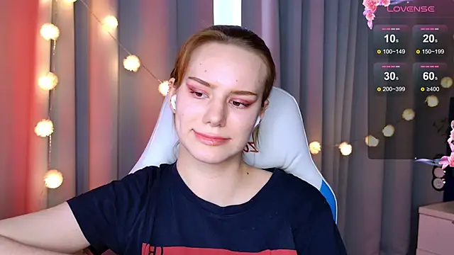 Snapshot of Ramona___ chatting on February 10, 2025, 9:47 am Ramona online show from February 10, 2025, 9:47 am