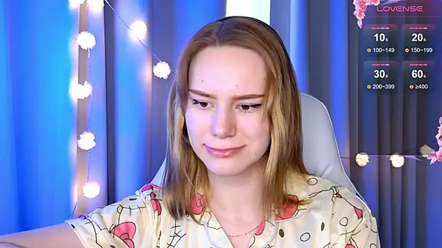 Snapshot of Ramona___ chatting on February 11, 2025, 9:42 am Ramona online show from February 11, 2025, 9:42 am