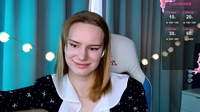 Snapshot of Ramona___ chatting on March 3, 2025, 12:48 pm Ramona online show from March 3, 2025, 12:48 pm