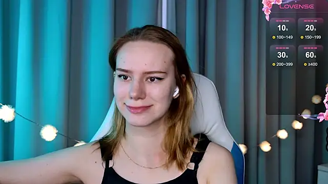 Snapshot of Ramona___ chatting on March 4, 2025, 6:04 am Ramona online show from March 4, 2025, 6:04 am