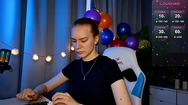 Snapshot of Ramona___ chatting on September 9, 2025, 6:02 am Ramona online show from September 9, 2025, 6:02 am