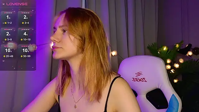 Snapshot of Ramona___ chatting on September 19, 2025, 5:53 am Ramona online show from September 19, 2025, 5:53 am