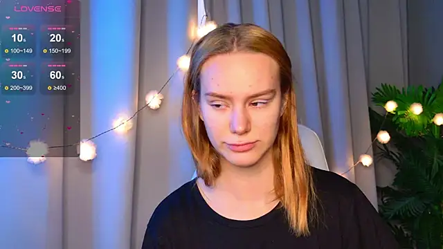 Snapshot of Ramona___ chatting on October 16, 2025, 6:03 am Ramona online show from October 16, 2025, 6:03 am