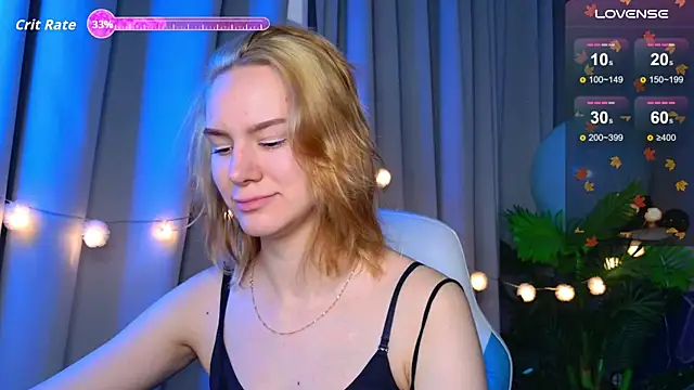 Snapshot of Ramona___ chatting on November 12, 2025, 6:14 am Ramona online show from November 12, 2025, 6:14 am