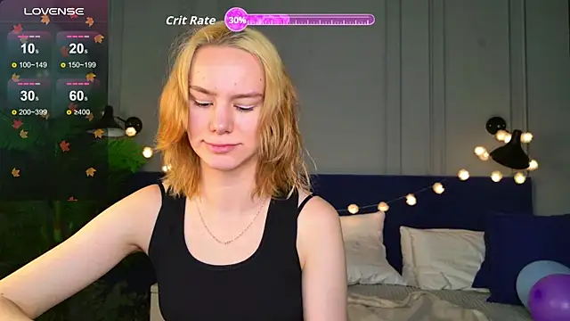 Snapshot of Ramona___ chatting on November 18, 2025, 6:18 am Ramona online show from November 18, 2025, 6:18 am