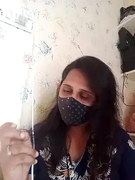 Snapshot of Indiantina chatting on October 5, 2025, 10:02 am Indiantina online show from October 5, 2025, 10:02 am