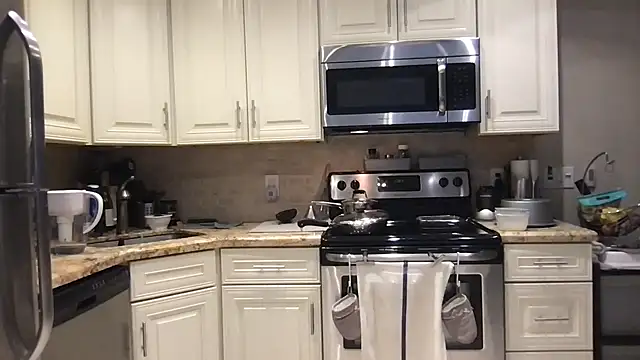 BigGuyMuscle online show from March 19, 2025, 4:02 pm