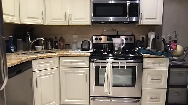 BigGuyMuscle online show from September 14, 2025, 8:19 pm