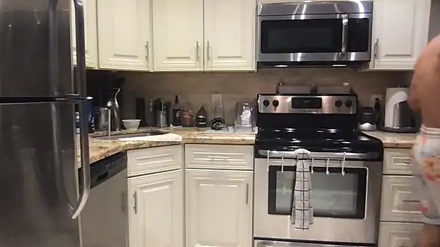 BigGuyMuscle online show from September 28, 2025, 5:40 pm