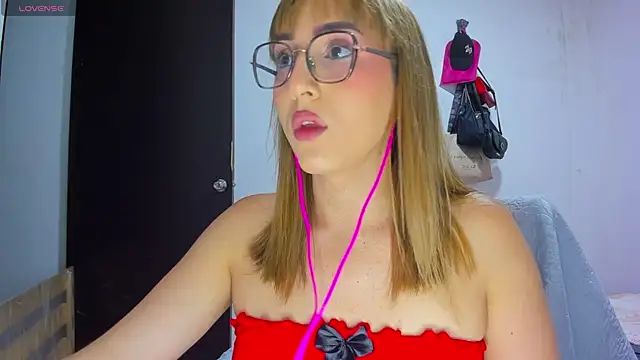 andrea hills online show from May 7, 2026, 2:39 am
