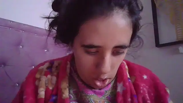 Snapshot of annarose19 chatting on February 6, 2025, 2:33 am annarose19 online show from February 6, 2025, 2:33 am