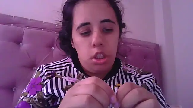 Snapshot of annarose19 chatting on March 20, 2025, 7:46 pm annarose19 online show from March 20, 2025, 7:46 pm