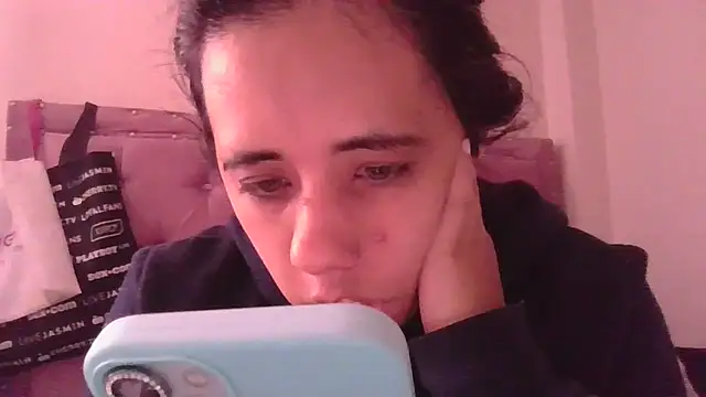 Snapshot of annarose19 chatting on November 27, 2025, 4:53 pm annarose19 online show from November 27, 2025, 4:53 pm