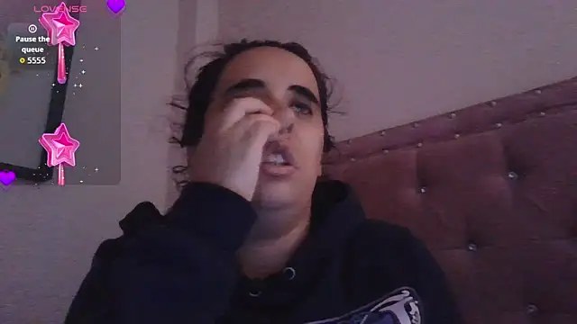 annarose19 online show from June 9, 2026, 9:37 pm