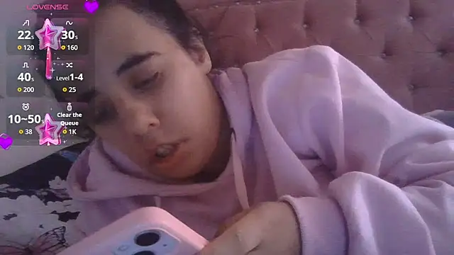 annarose19 online show from June 25, 2026, 10:14 pm